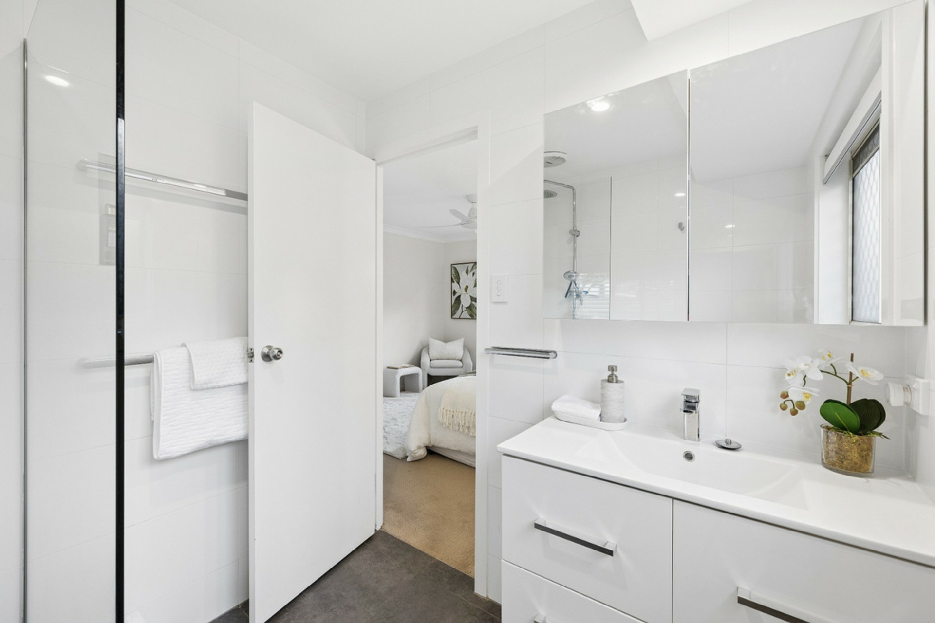 21 Eisenhower Street — photo 13 of 23