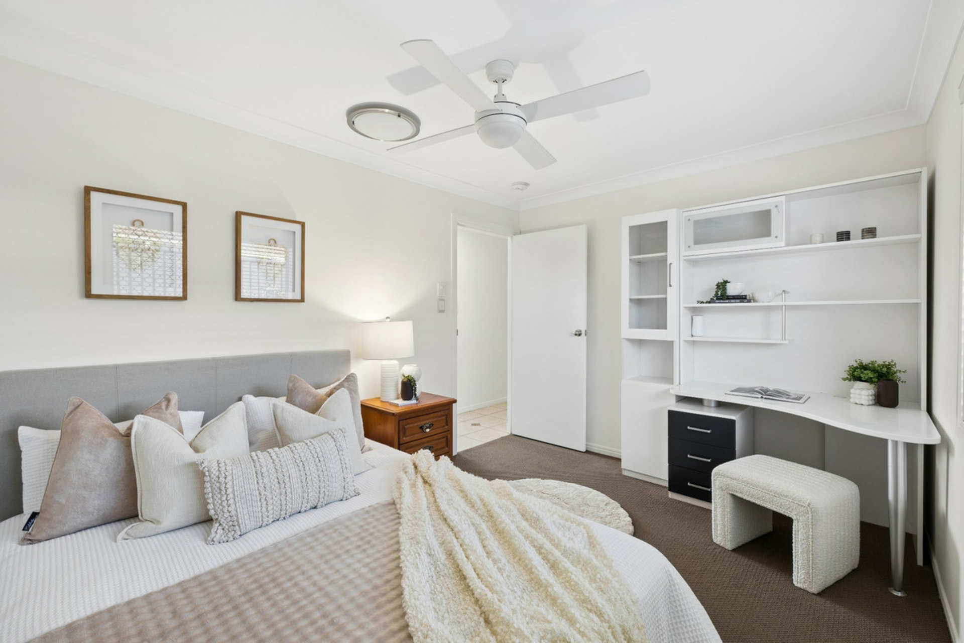 21 Eisenhower Street — photo 15 of 23