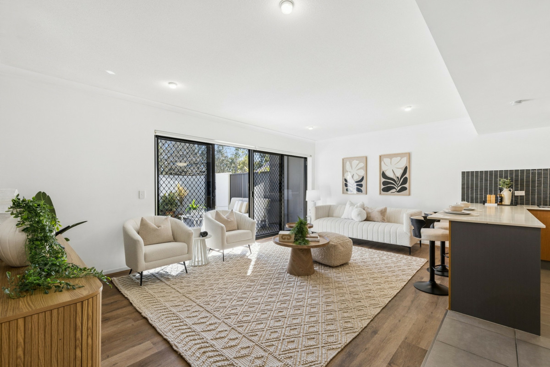 1/2 Fitzroy Street — photo 3 of 19