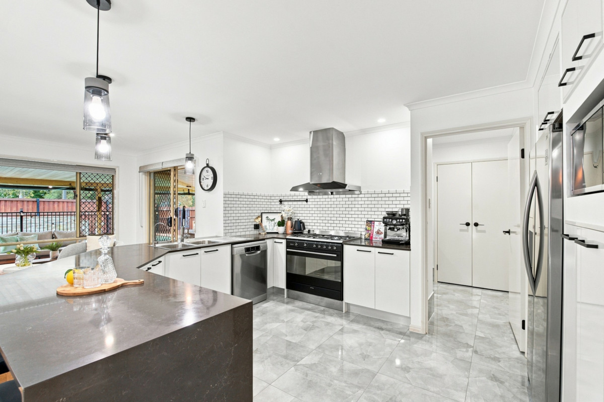 6 Charles Place — photo 11 of 30
