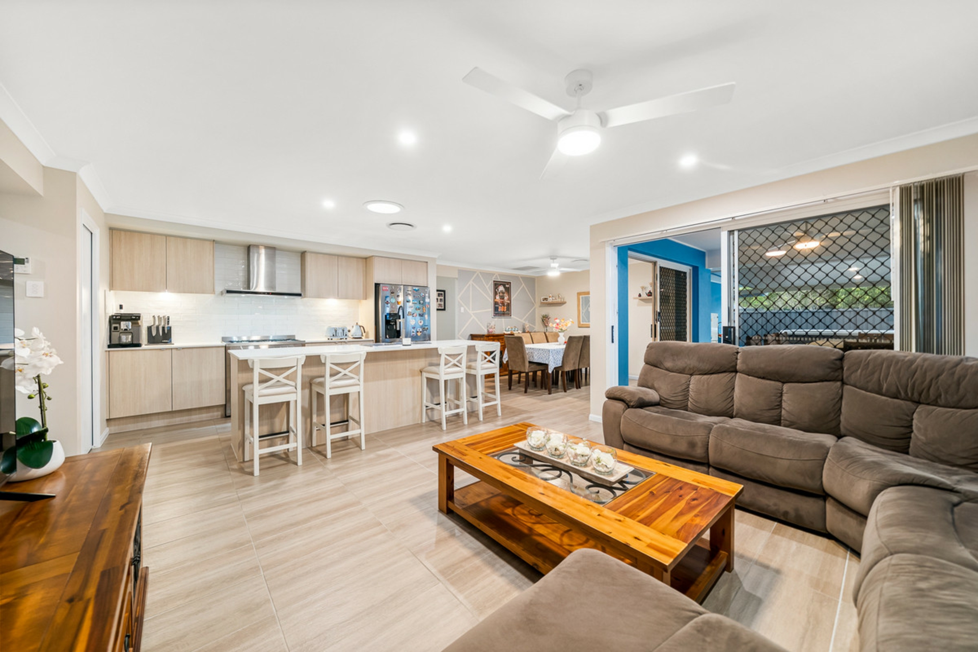 13 Cornwall Street — photo 5 of 26