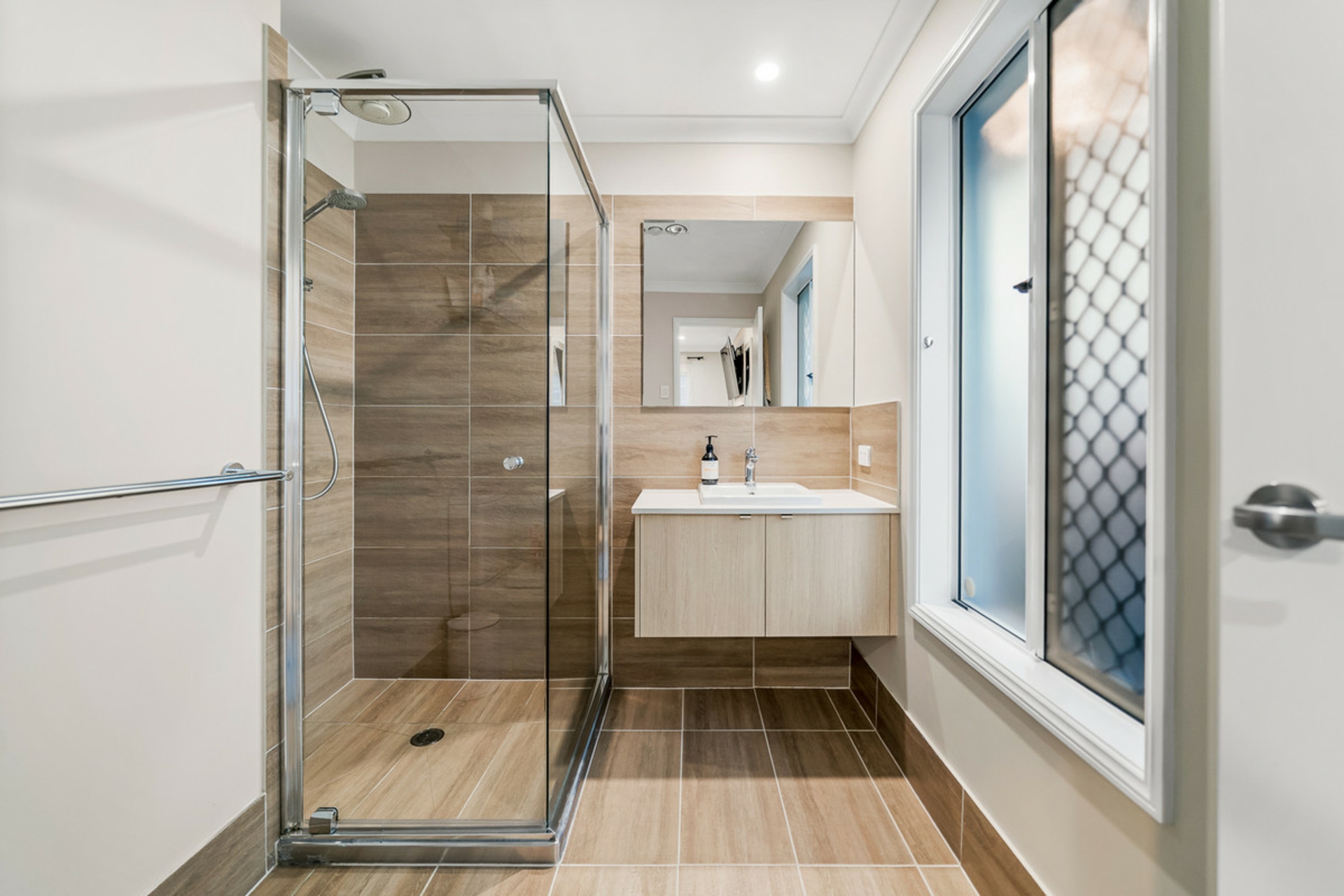 13 Cornwall Street — photo 12 of 26