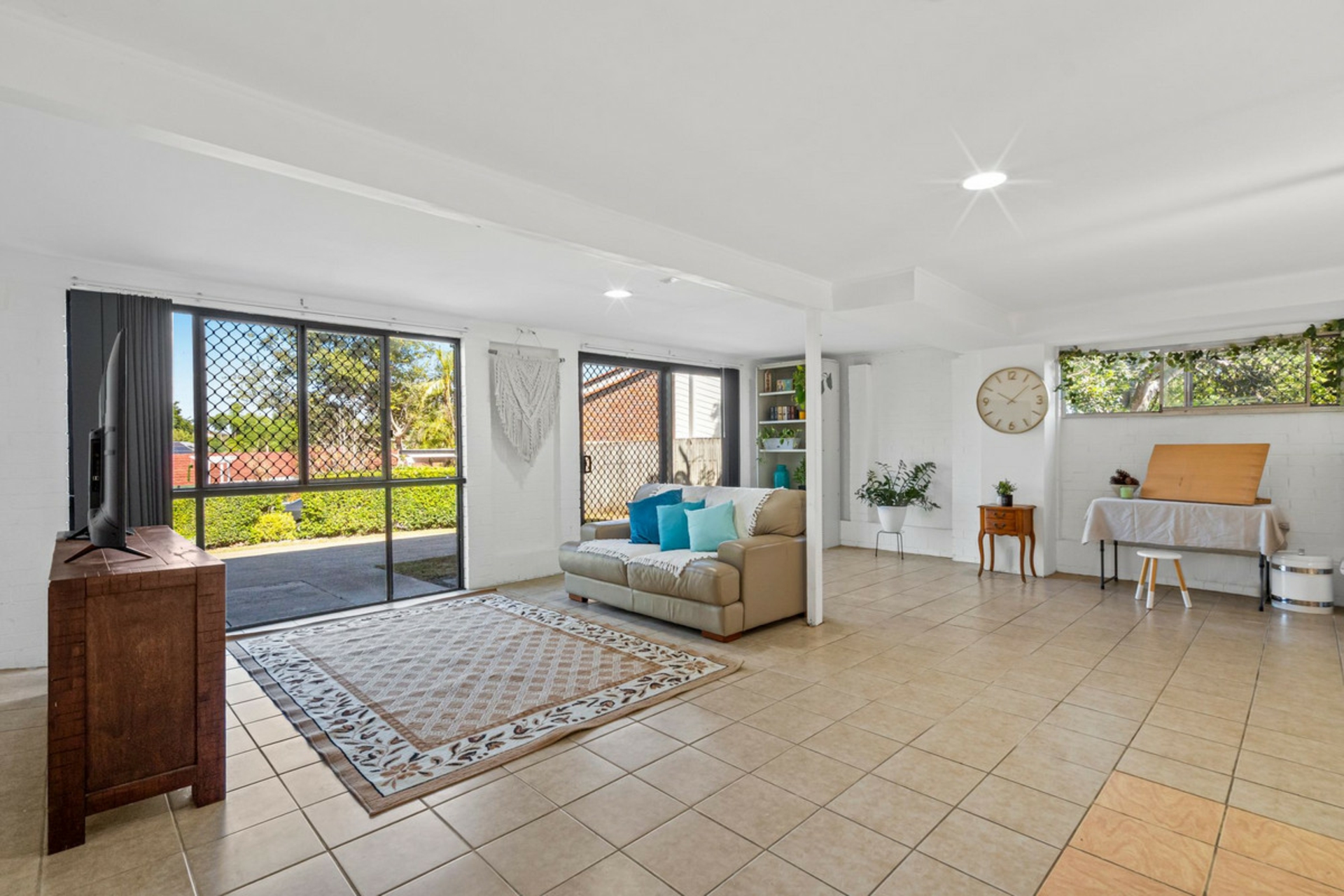 16 Carribin Street — photo 7 of 20