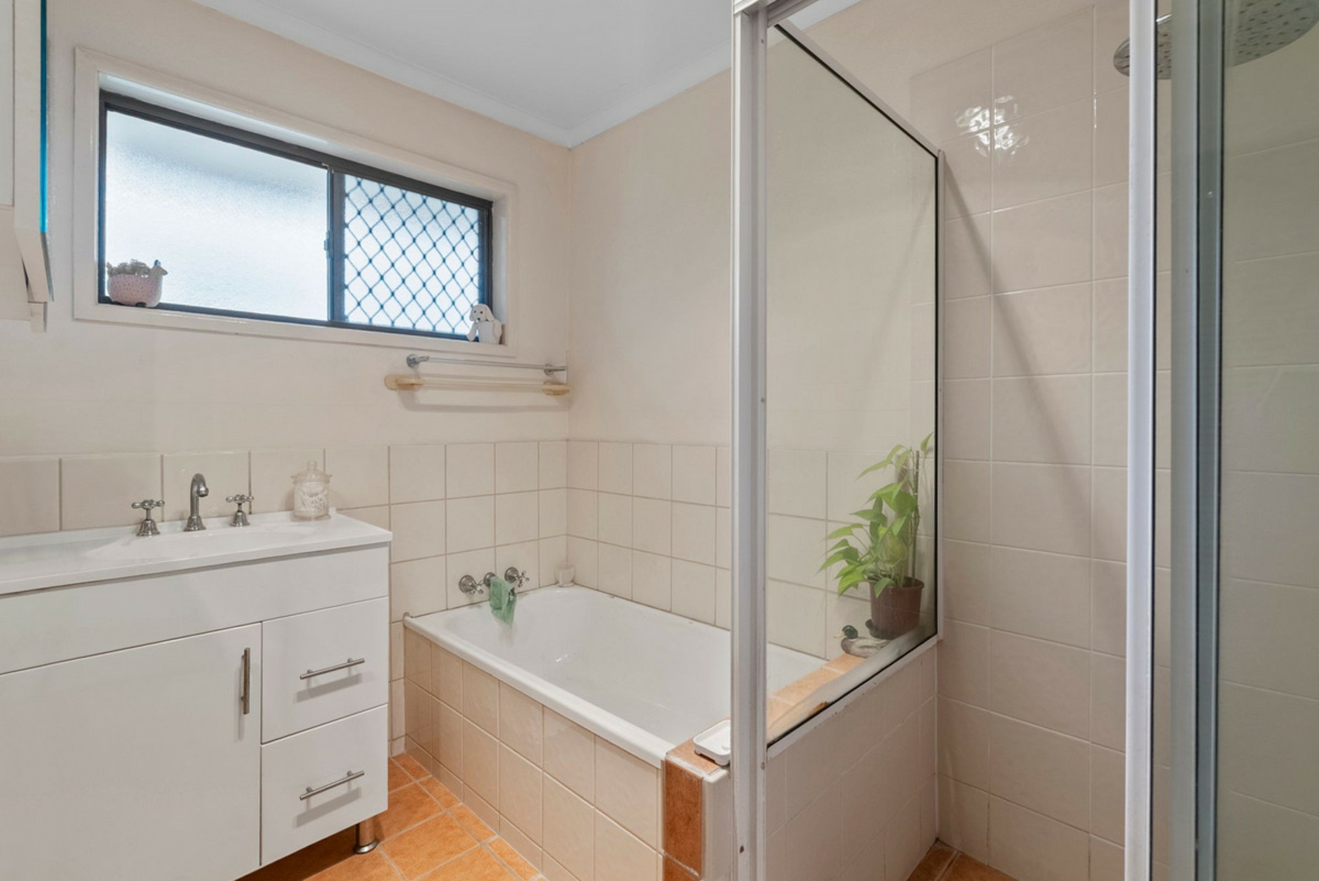 82 Barbaralla Drive — photo 9 of 27