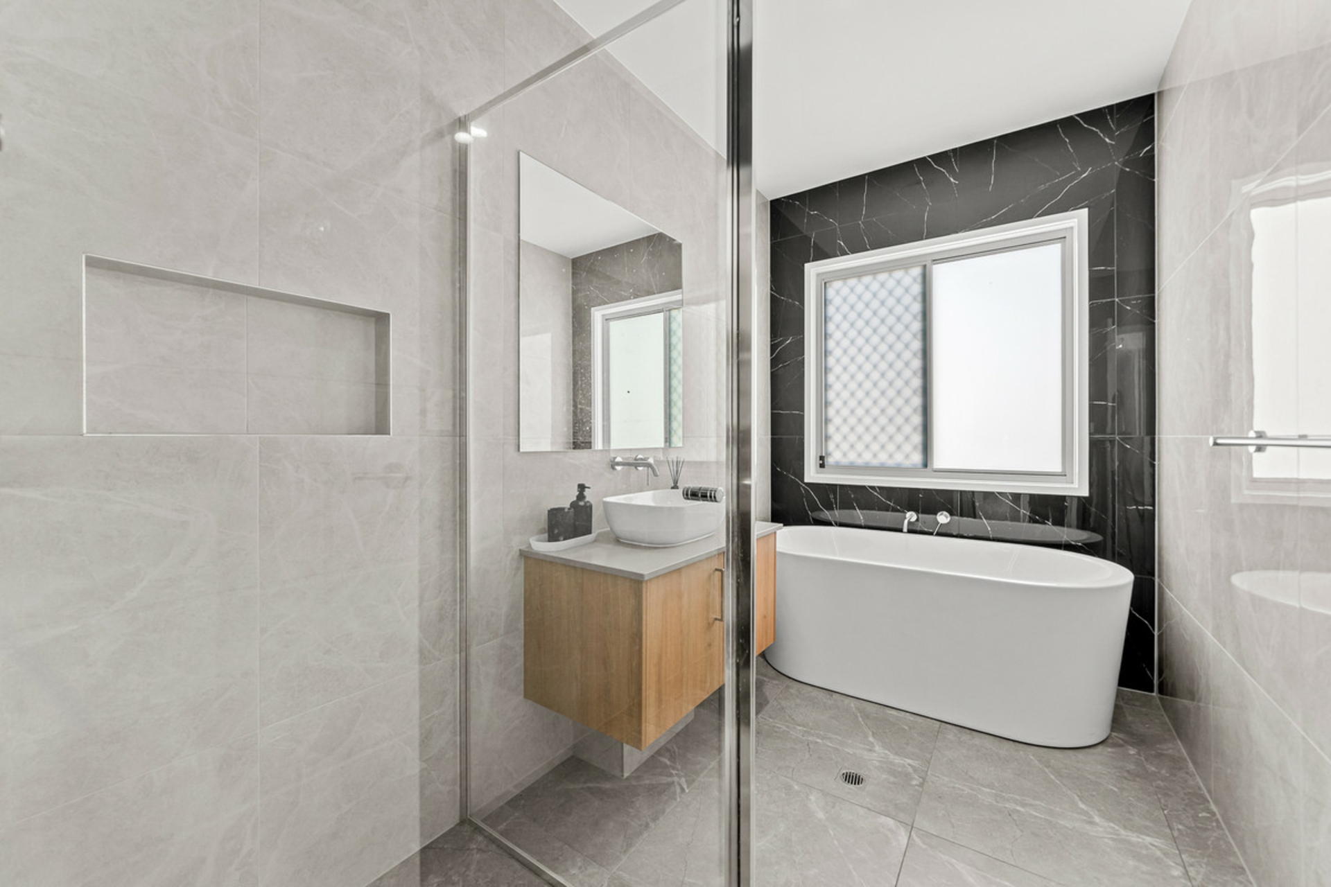 20 Bellerive Street — photo 7 of 23
