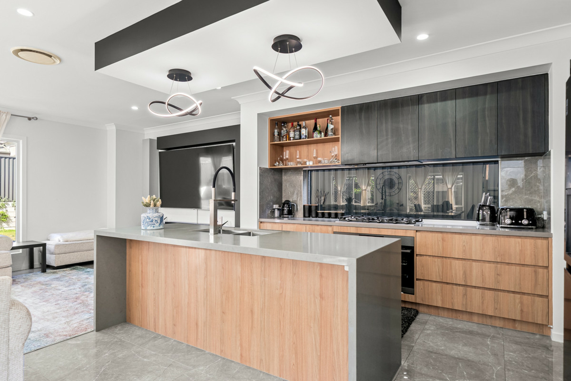 20 Bellerive Street — photo 16 of 23