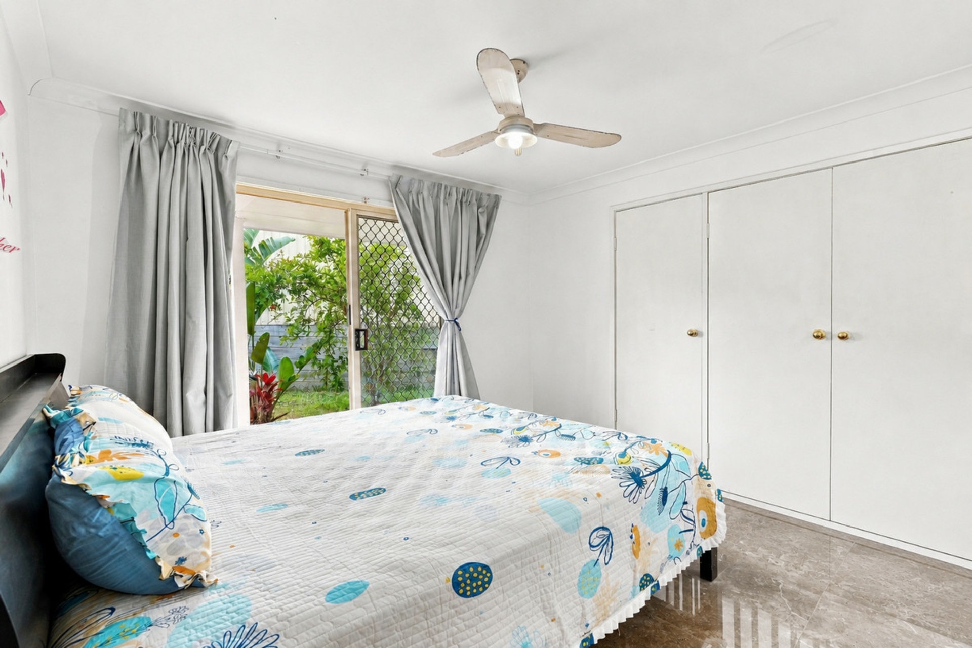 5 Kingfisher Close — photo 15 of 26
