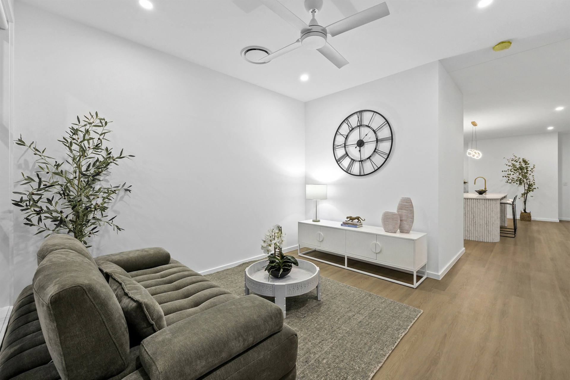 13 Ivorywood Street — photo 2 of 27