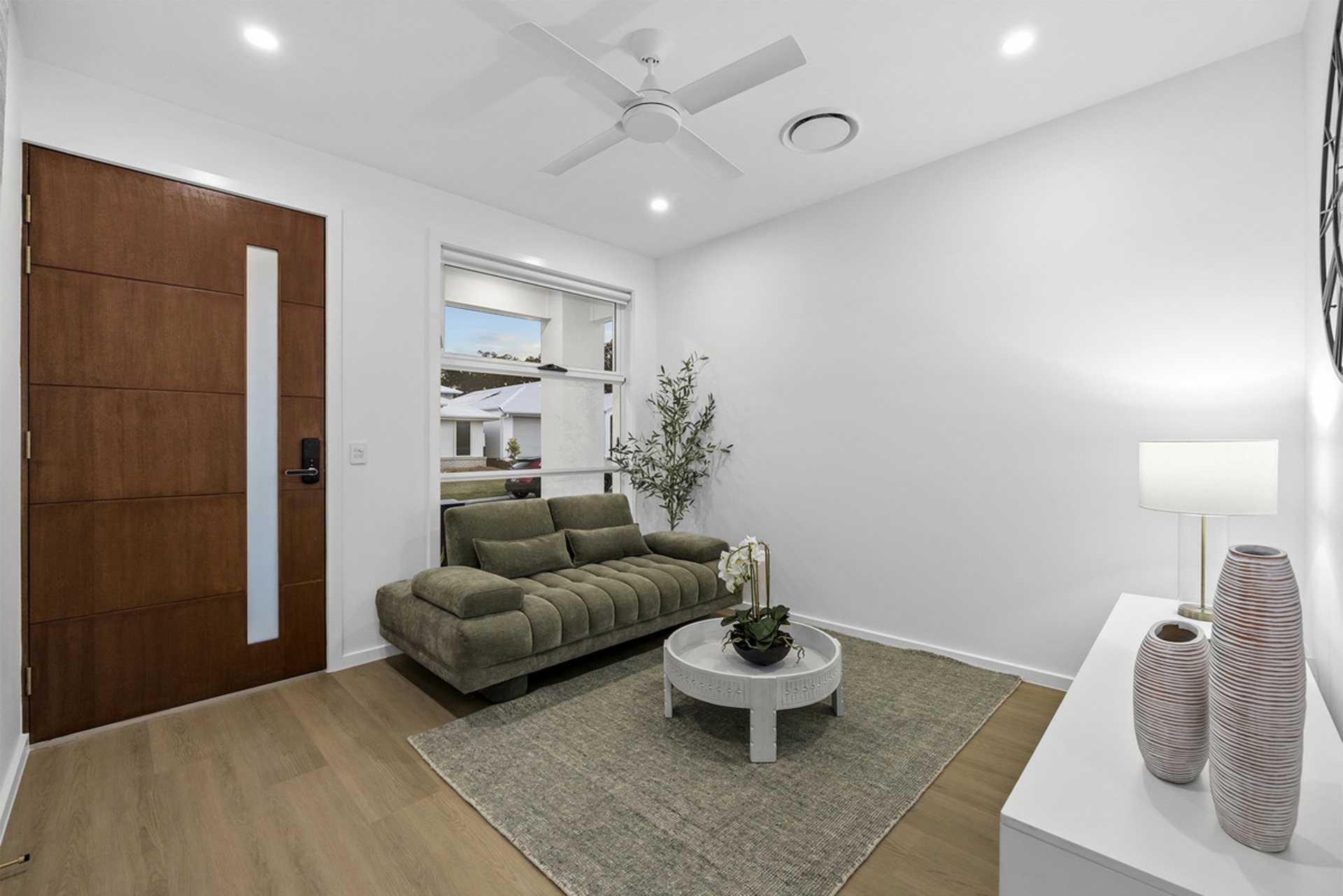 13 Ivorywood Street — photo 3 of 27