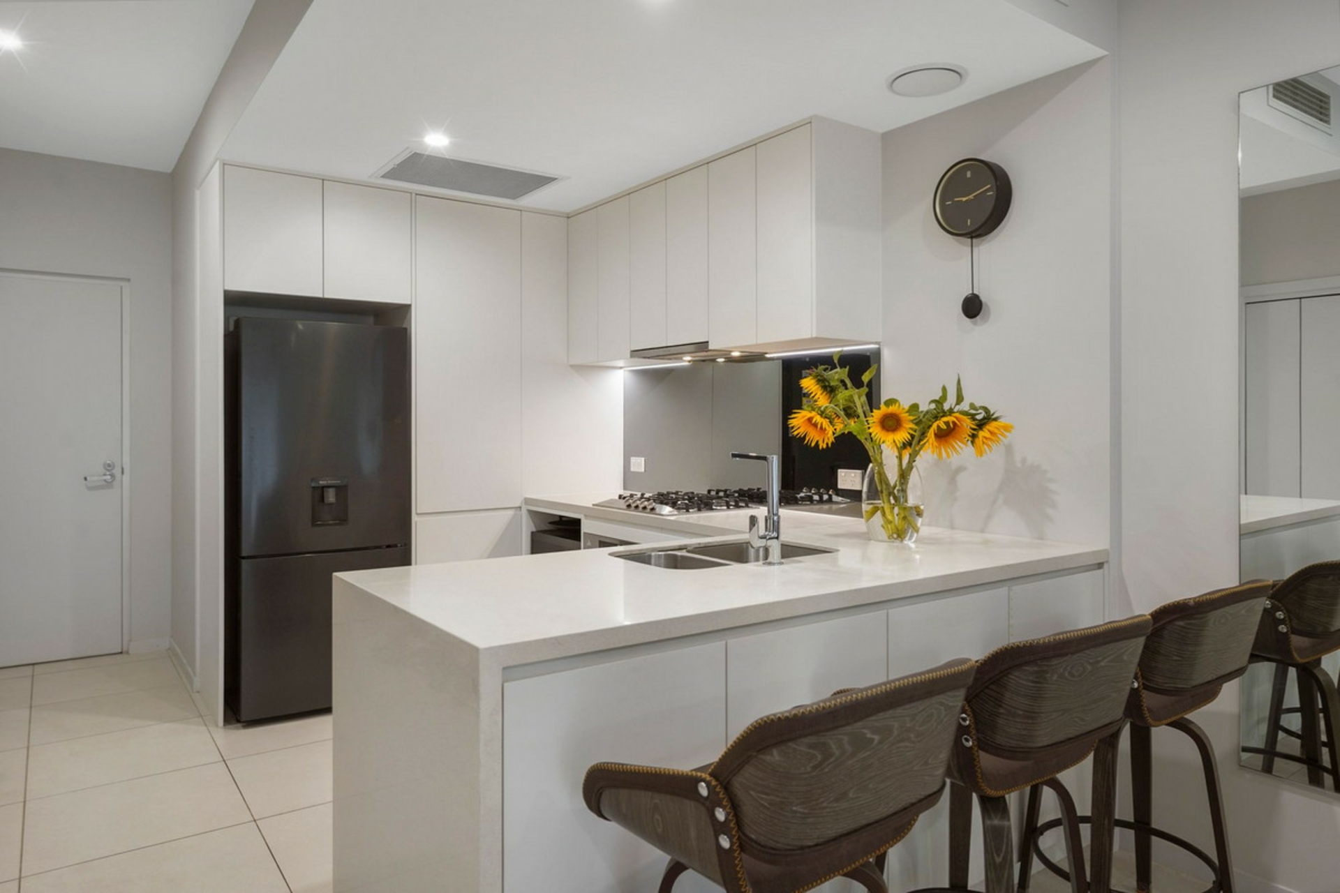 101/3 Grout Street — photo 6 of 21