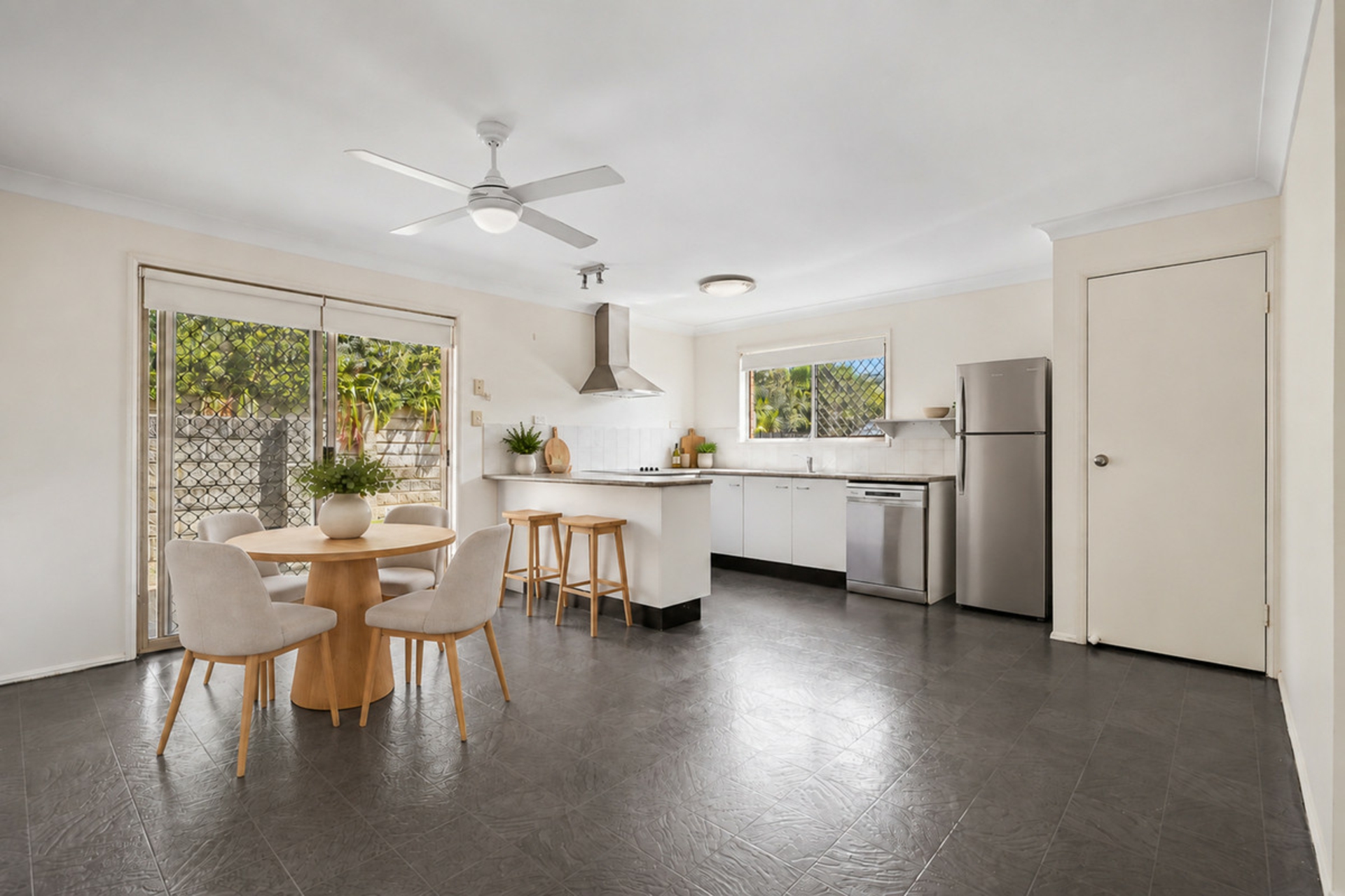 19 Merlin Court — photo 9 of 18