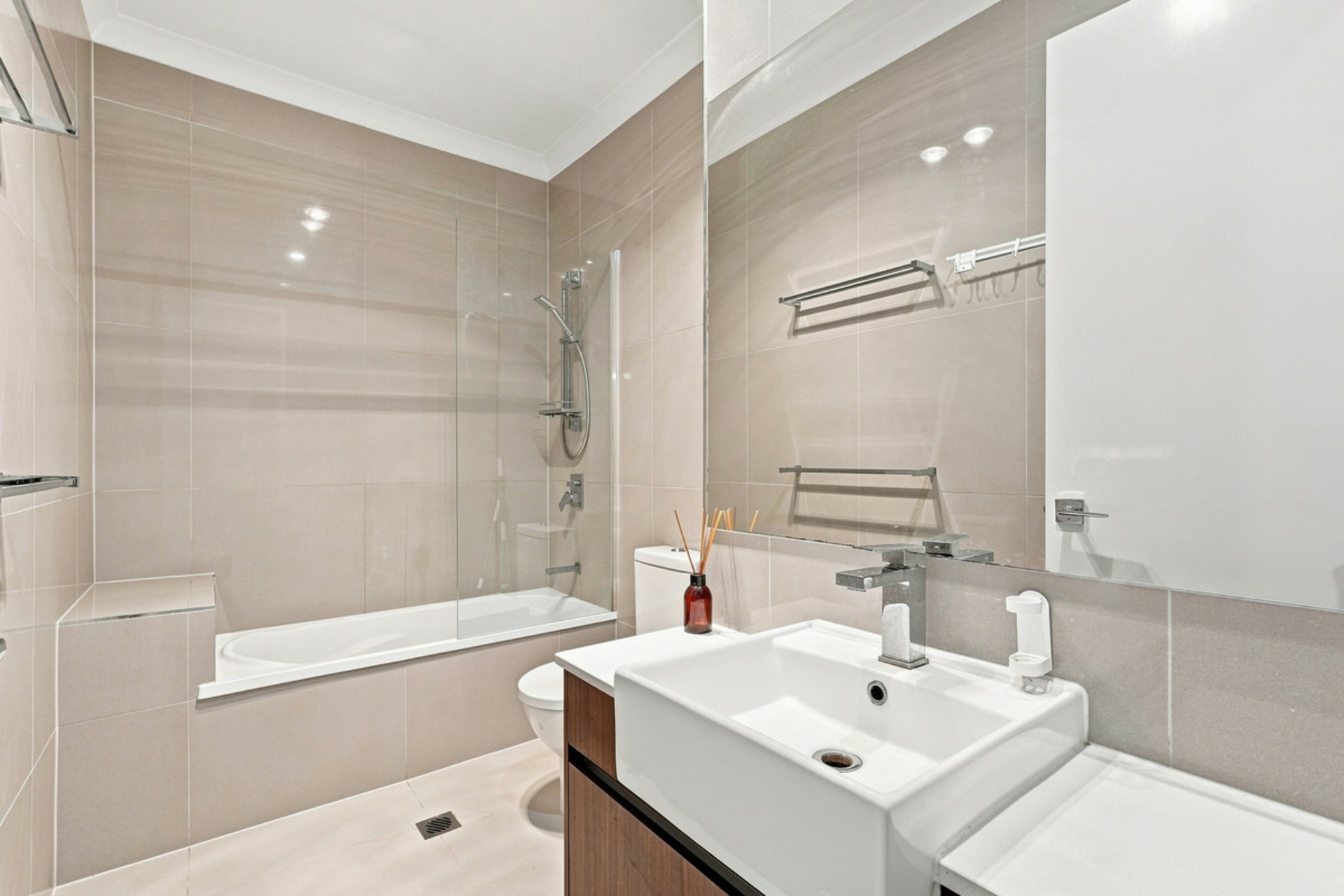 9/438 Compton Road — photo 19 of 28