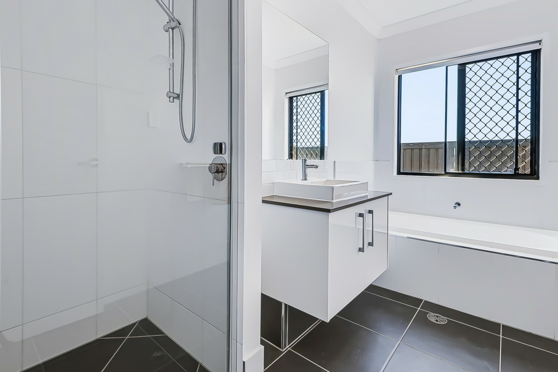 61 Prominence Street — photo 13 of 18