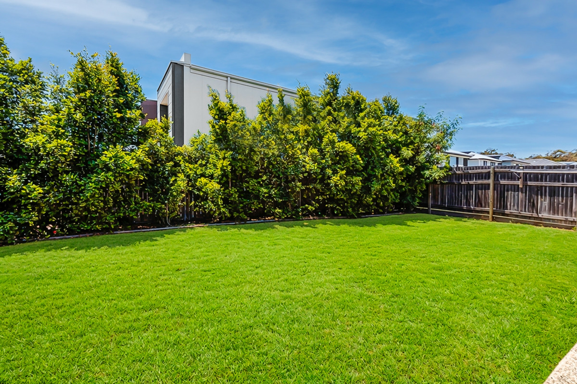 61 Prominence Street — photo 17 of 18
