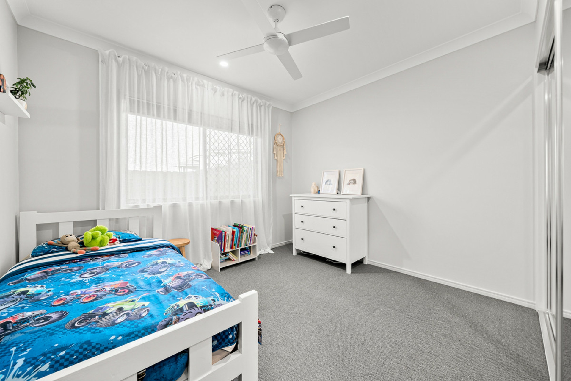 84 Australis Circuit — photo 18 of 26