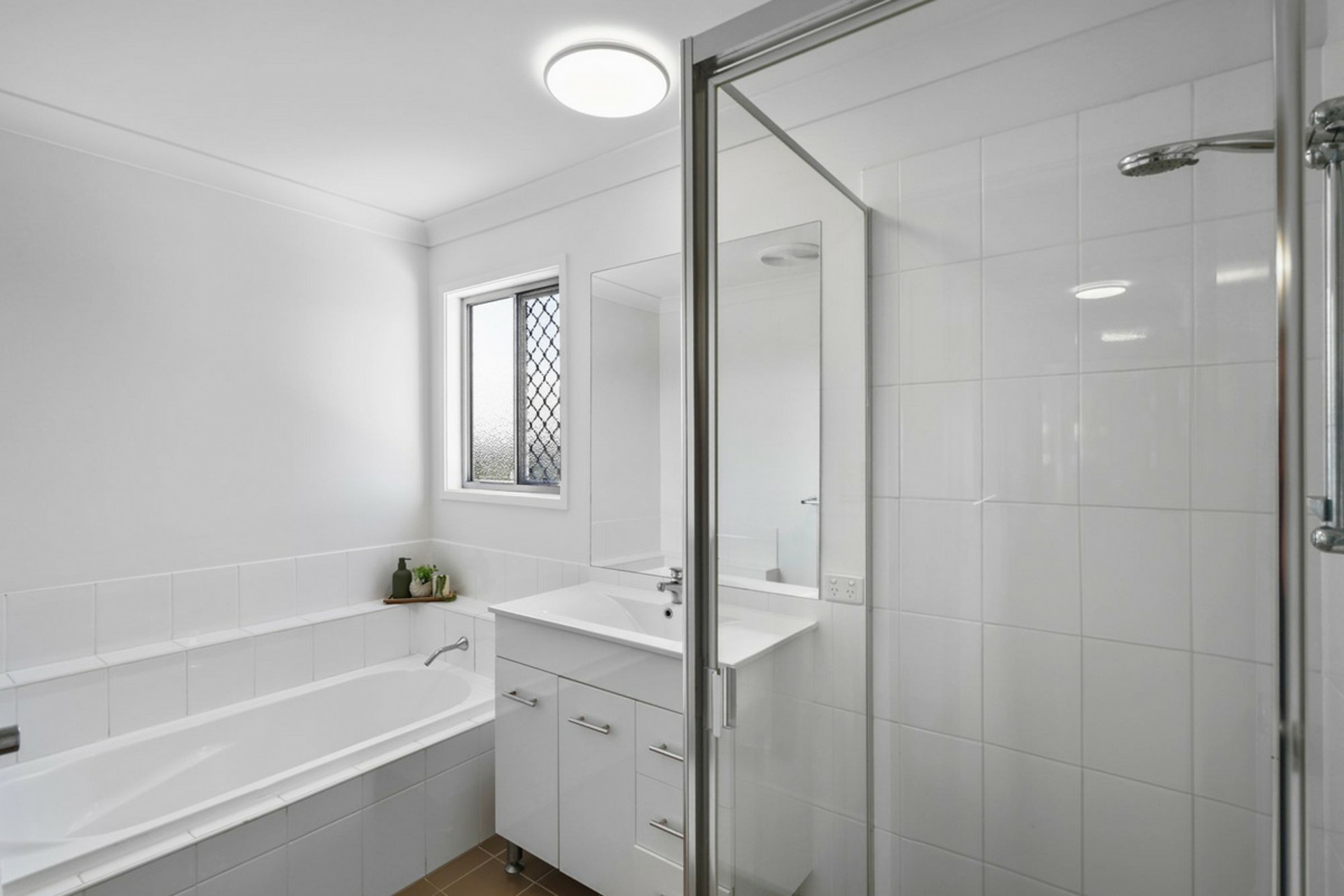 31/53 Perkins Street — photo 13 of 19