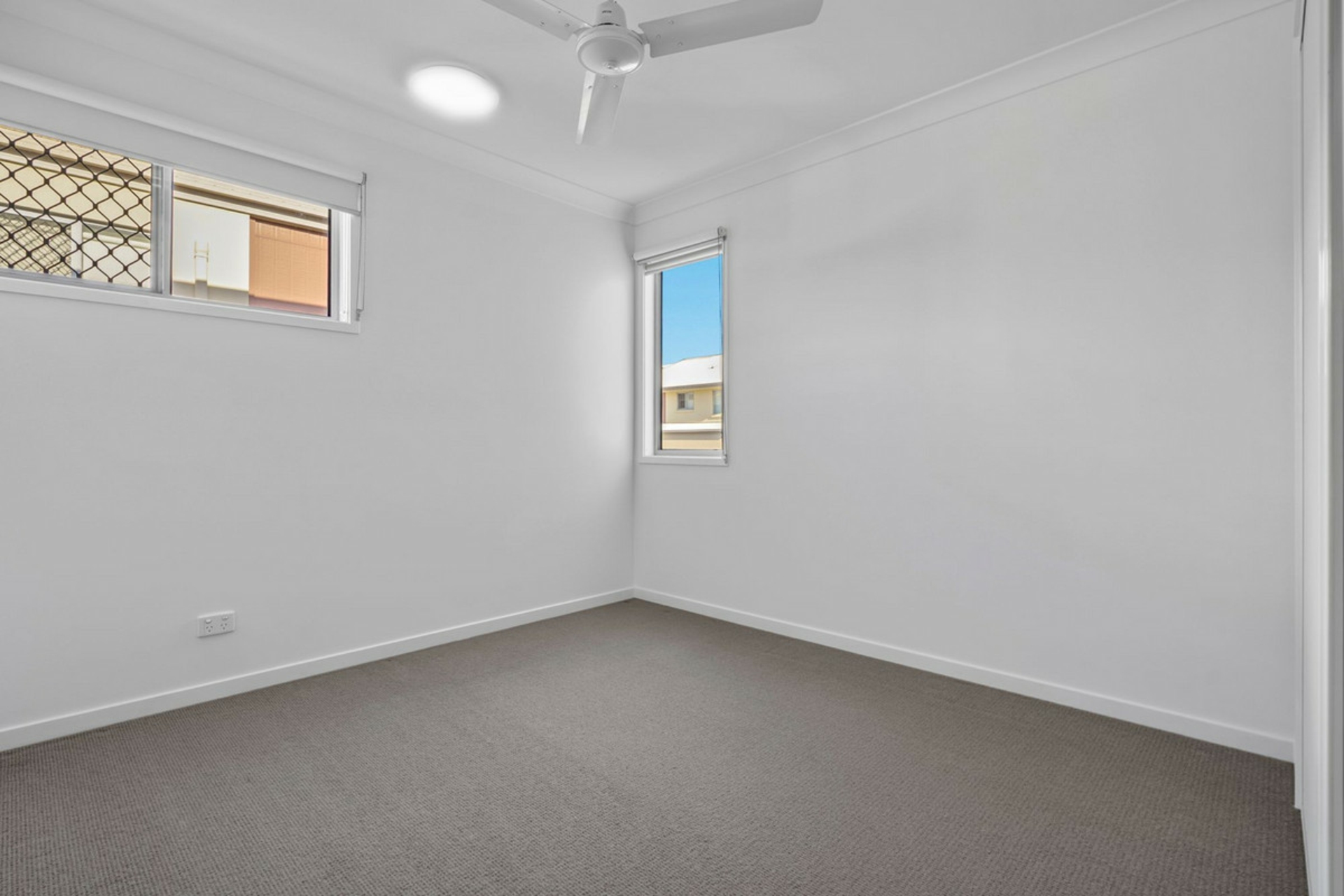 31/53 Perkins Street — photo 14 of 19