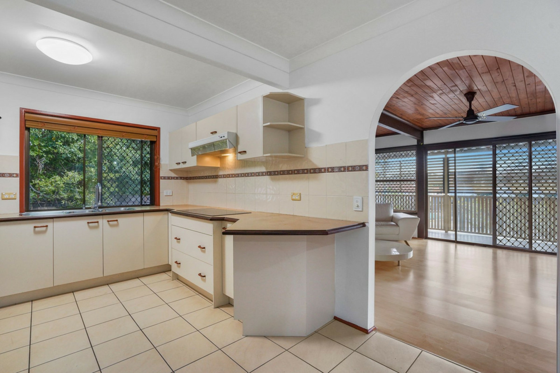76 Wynne Street — photo 8 of 21