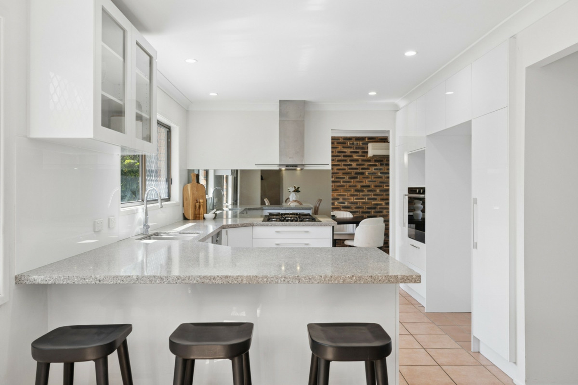 6 Gartford Street — photo 3 of 28