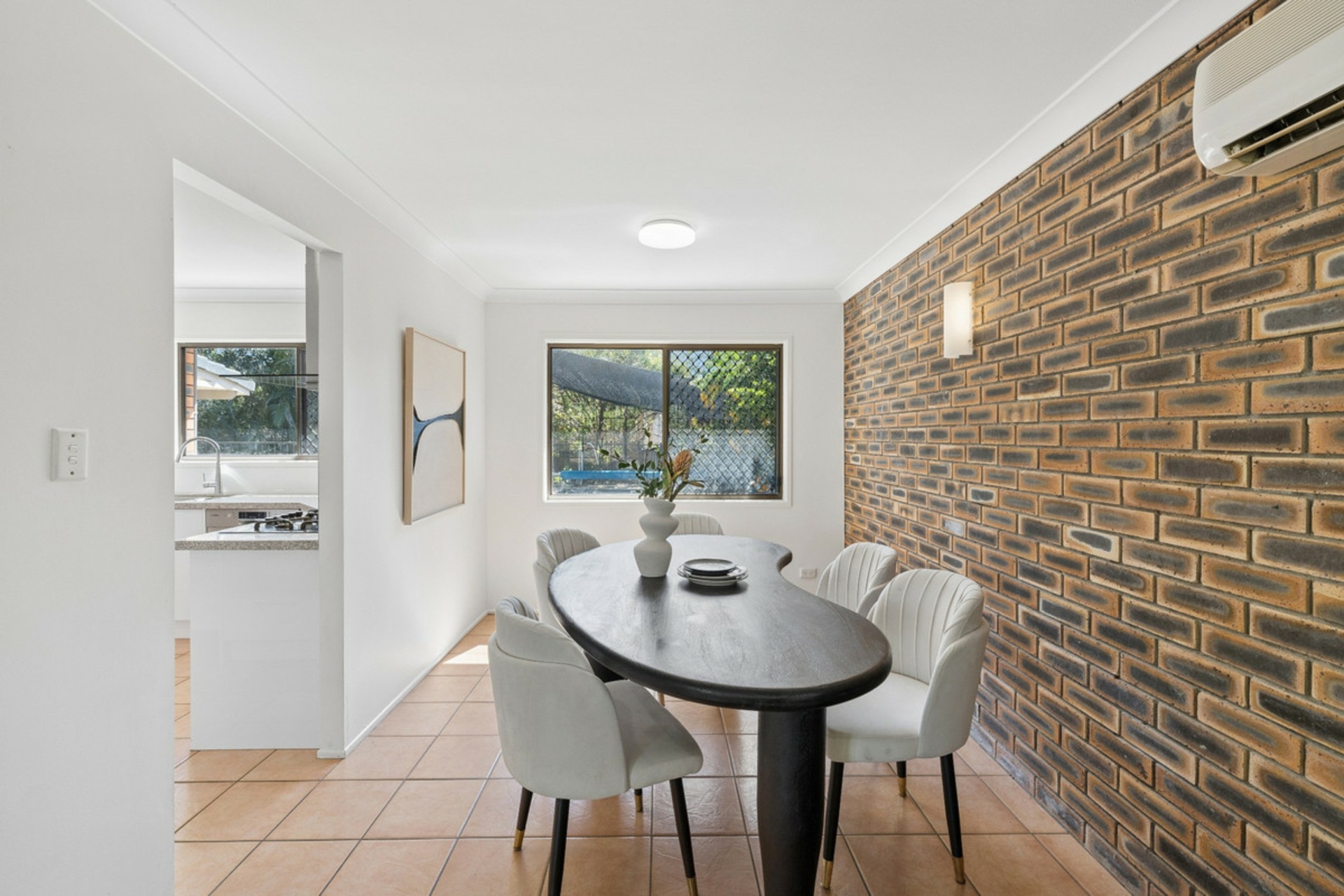 6 Gartford Street — photo 7 of 28