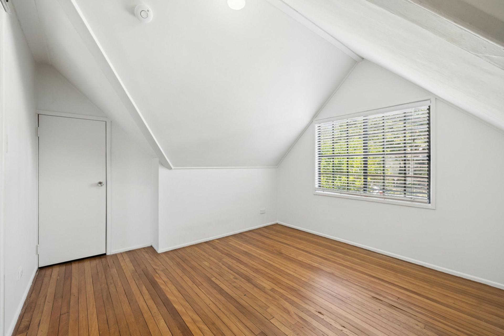 6 Gartford Street — photo 17 of 28