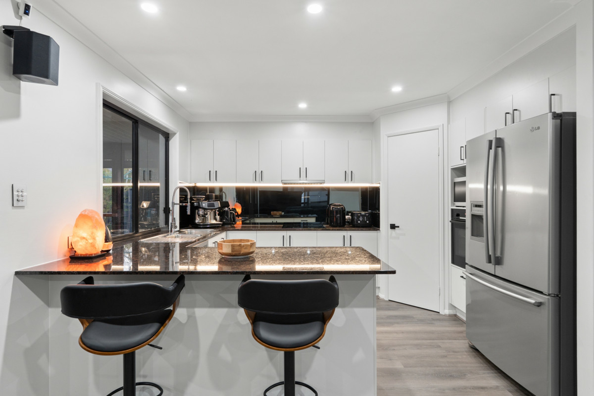 91 Oakview Street — photo 12 of 30
