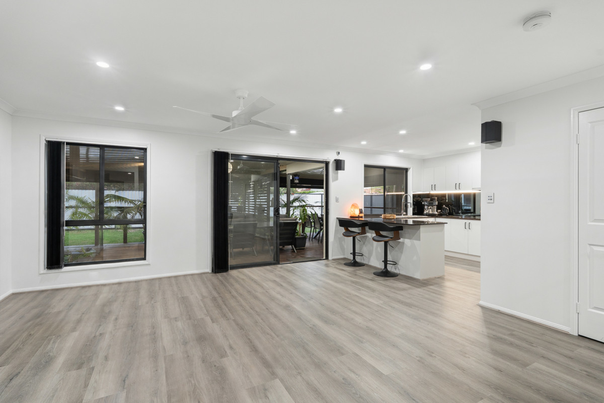 91 Oakview Street — photo 16 of 30