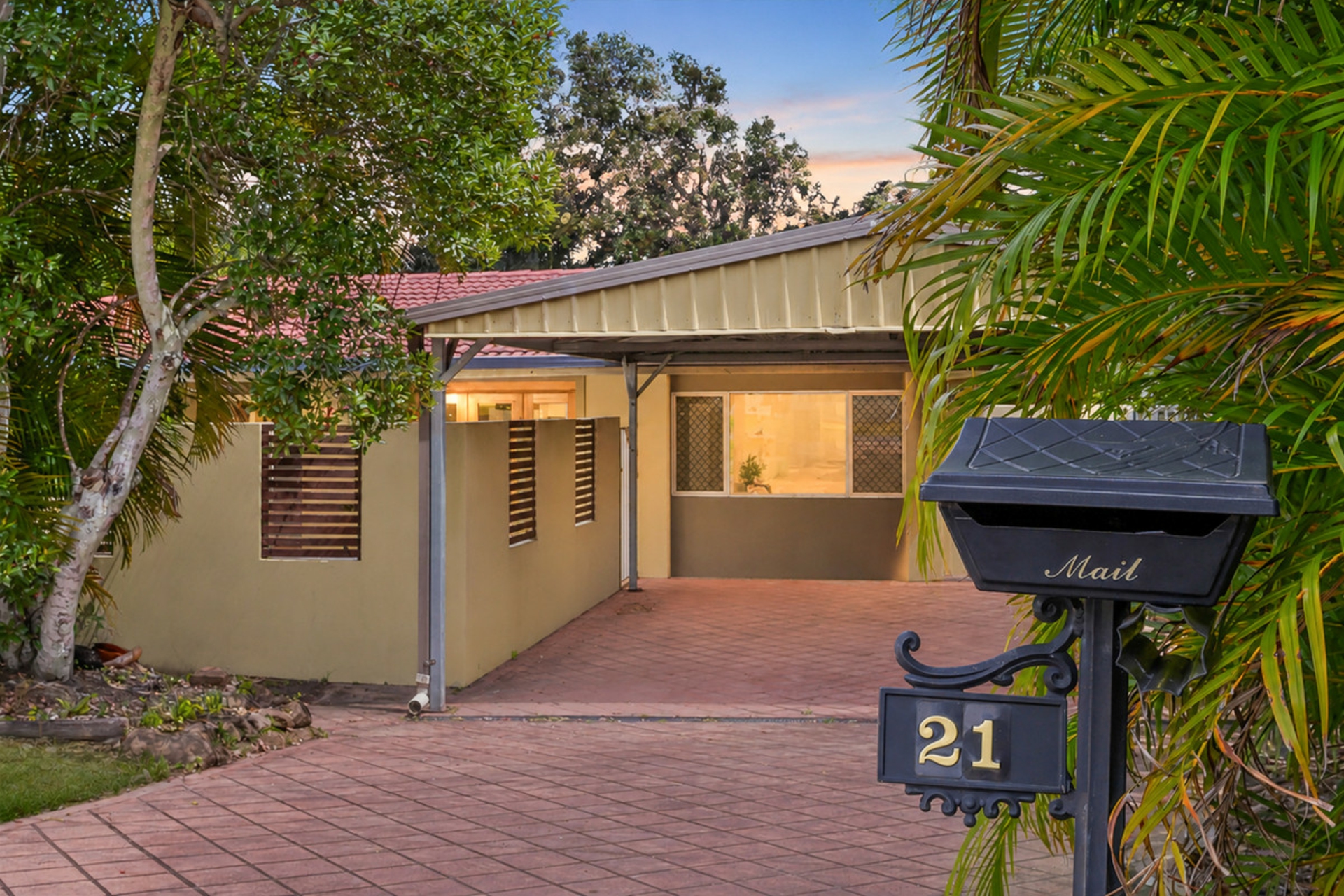 21 Barbaralla Drive — photo 3 of 30