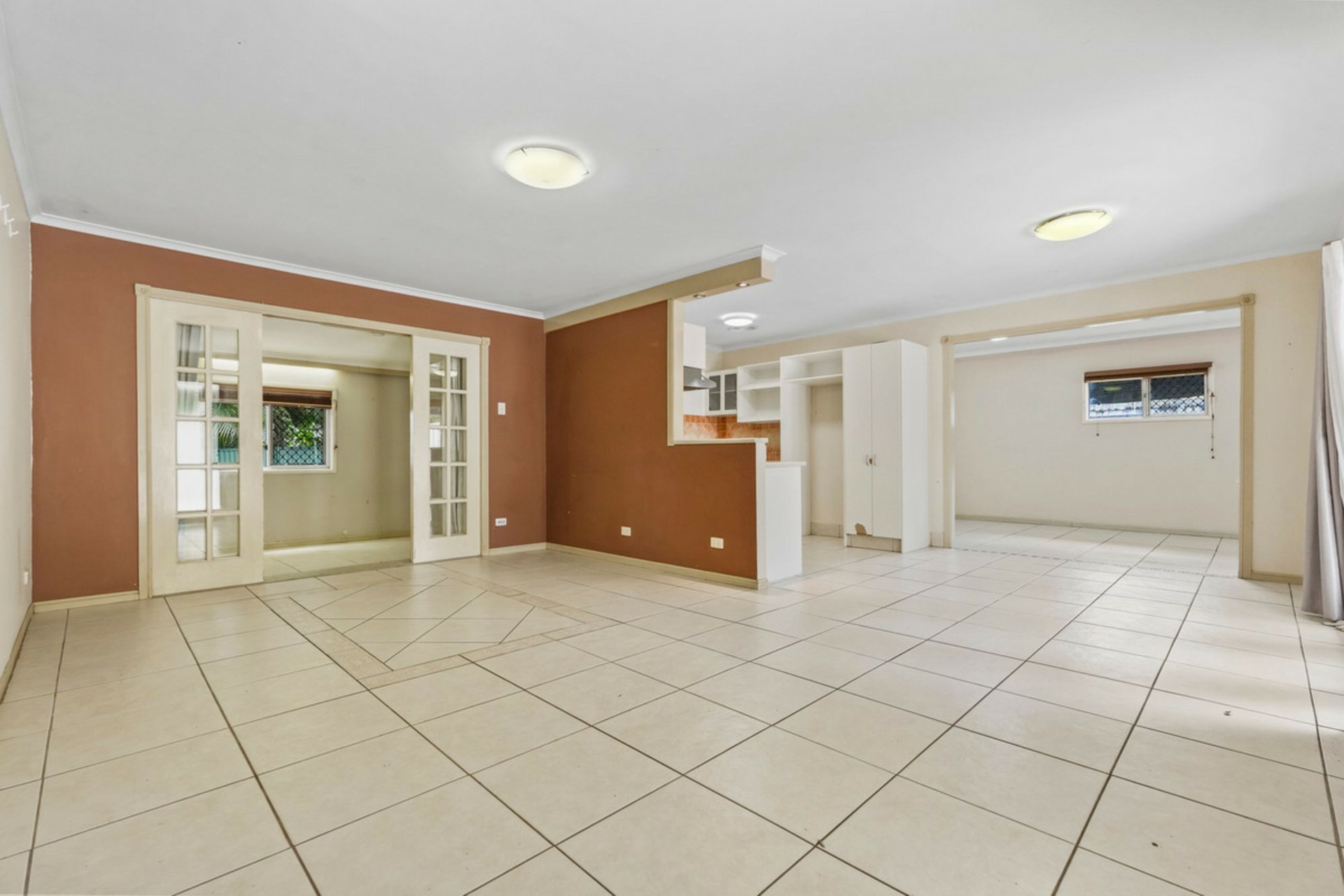 21 Barbaralla Drive — photo 19 of 30