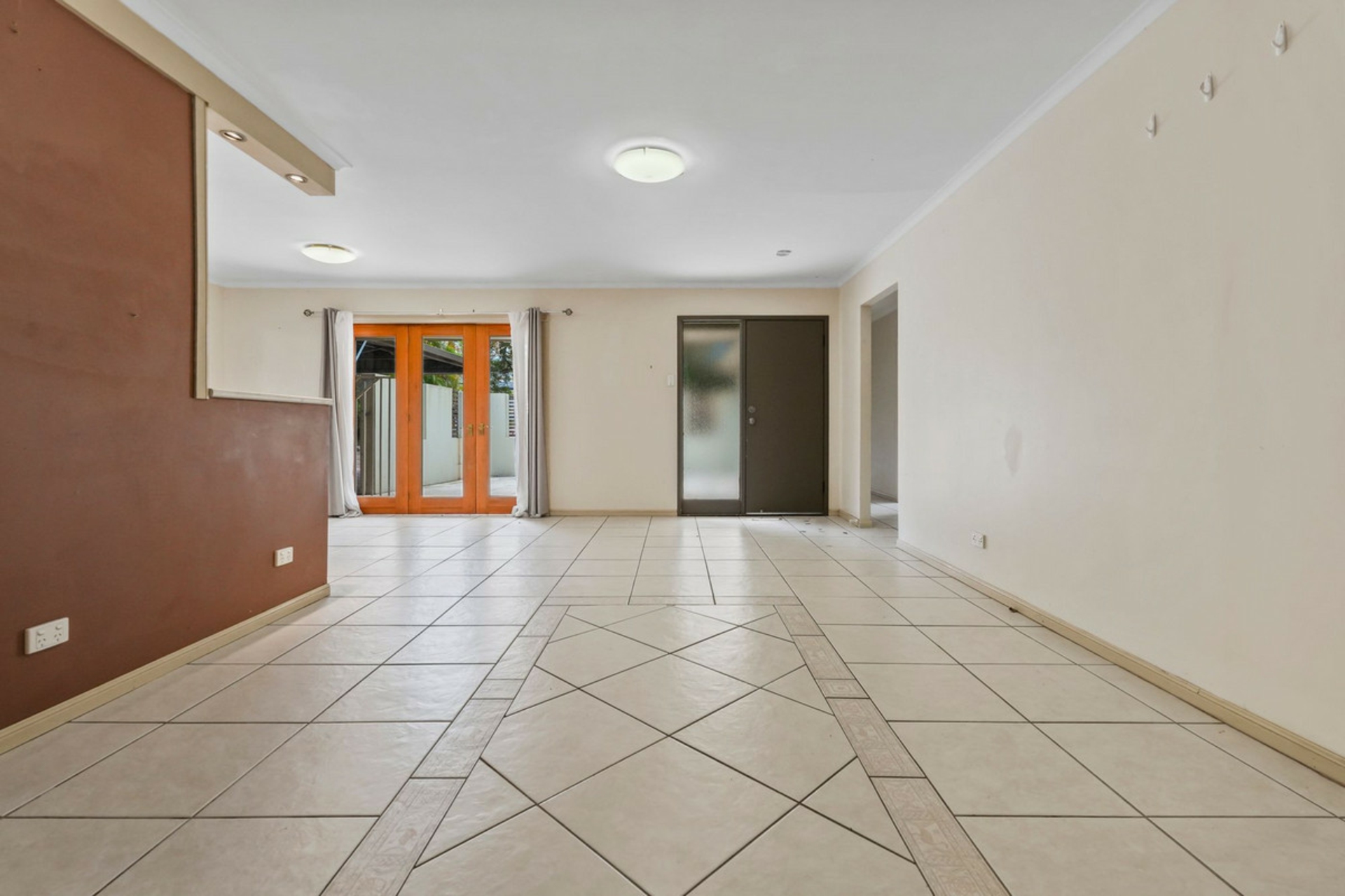 21 Barbaralla Drive — photo 26 of 30