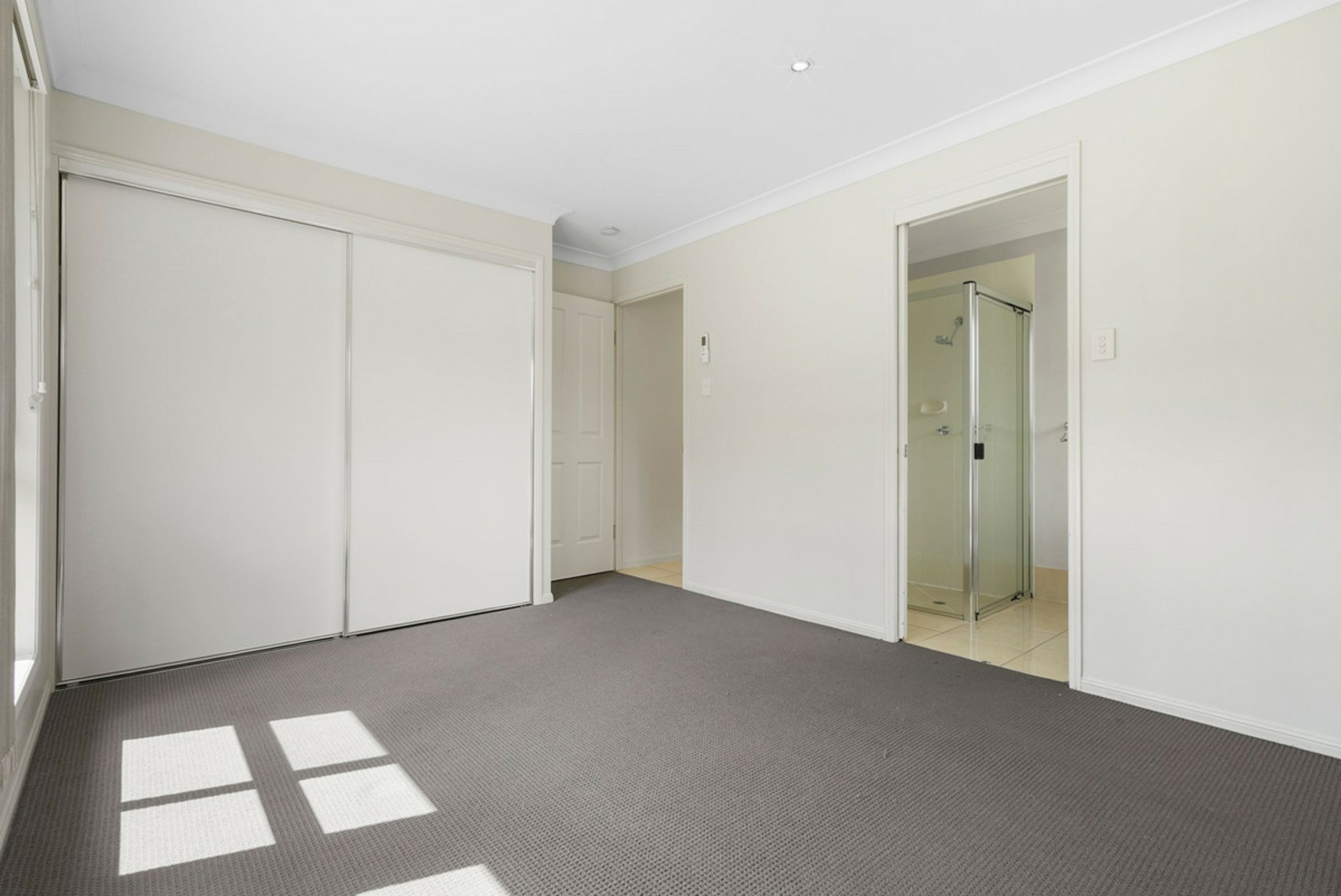74 Jensen Road — photo 10 of 23