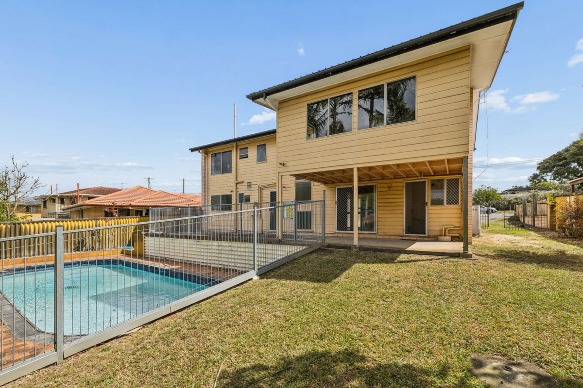 533 Mains Road — photo 3 of 28