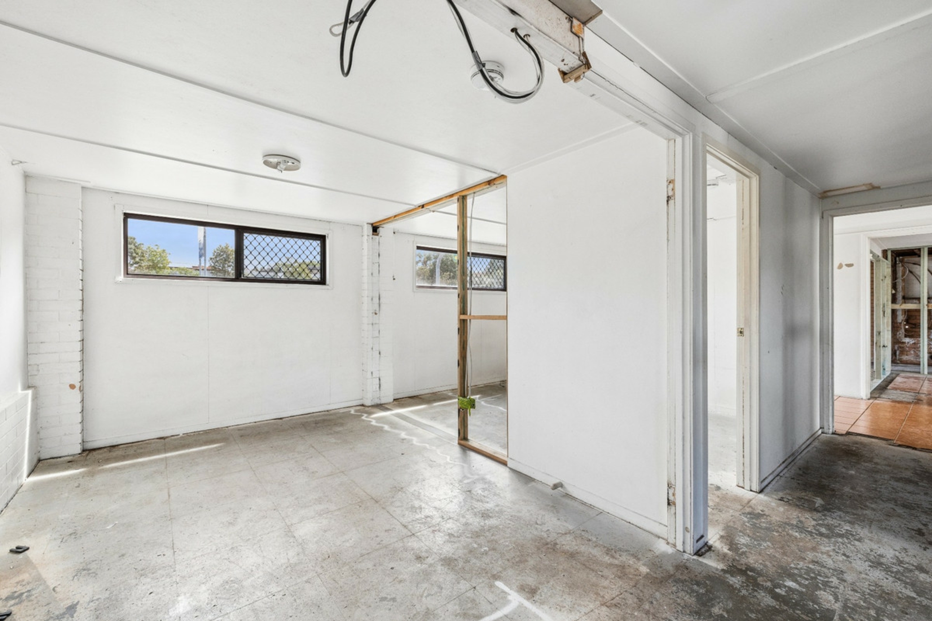 533 Mains Road — photo 17 of 28