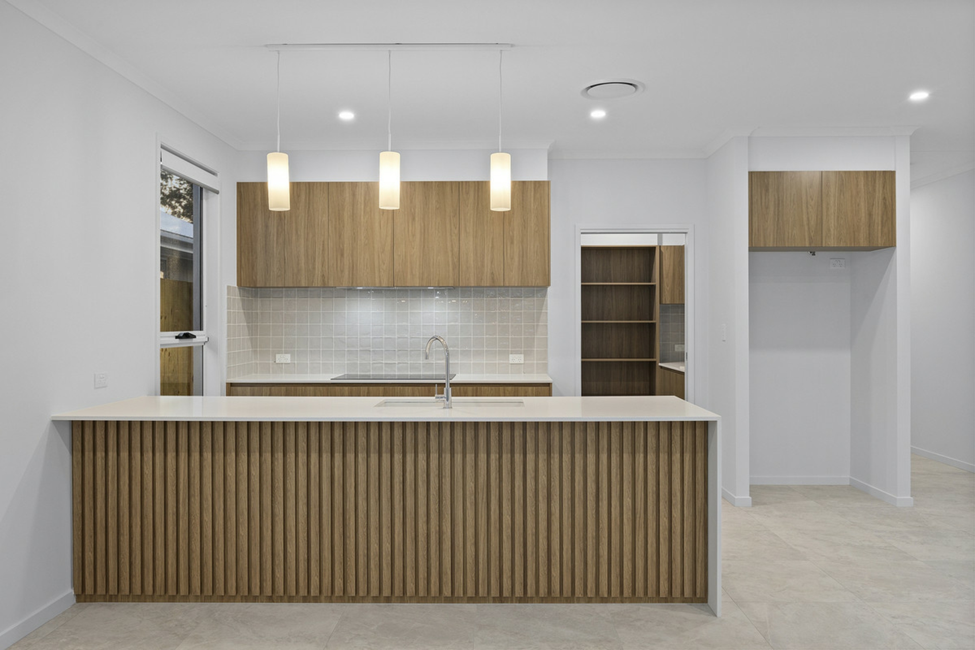 61 Ferris Avenue — photo 3 of 27