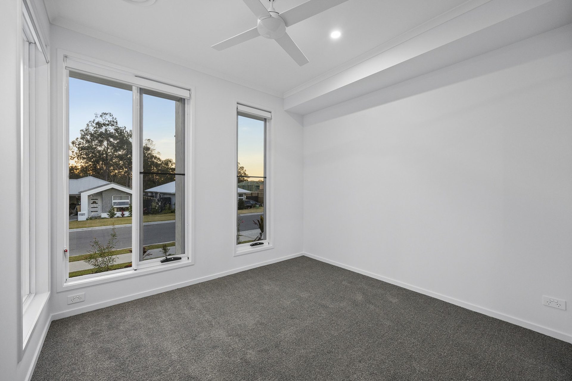 61 Ferris Avenue — photo 15 of 27