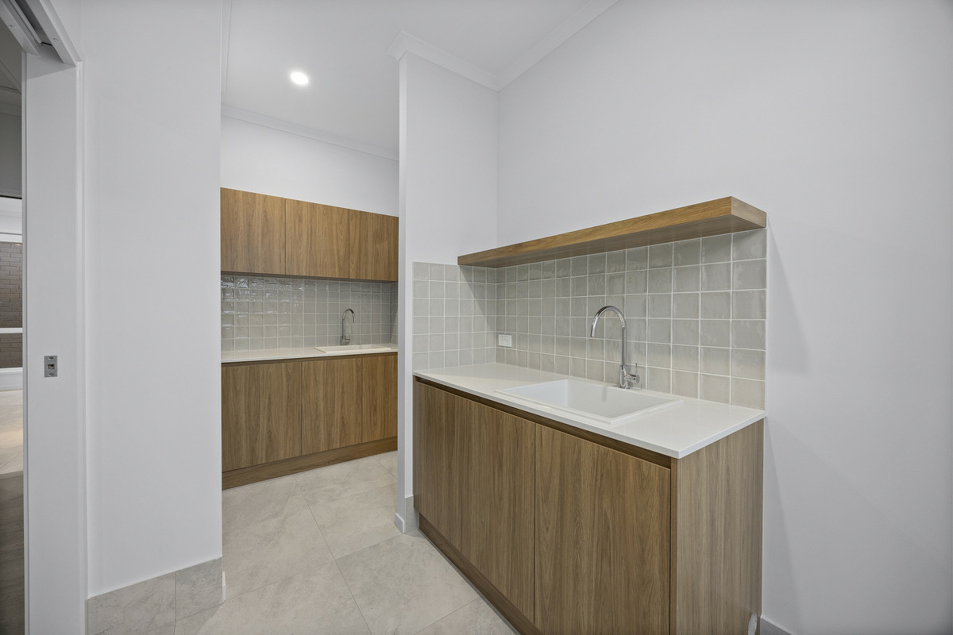61 Ferris Avenue — photo 17 of 27