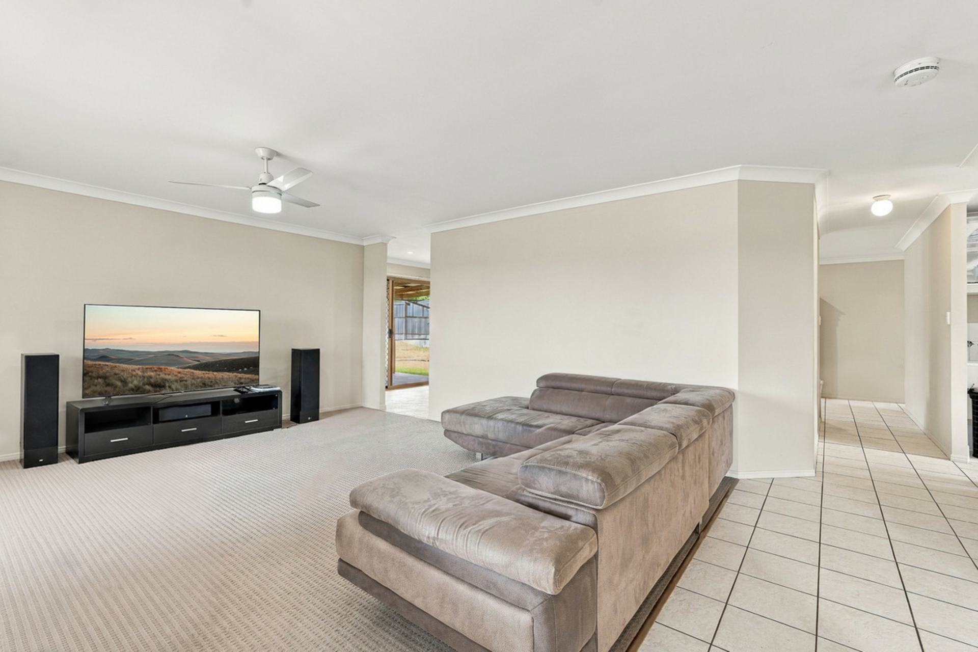 4 Tantanoola Street — photo 8 of 26
