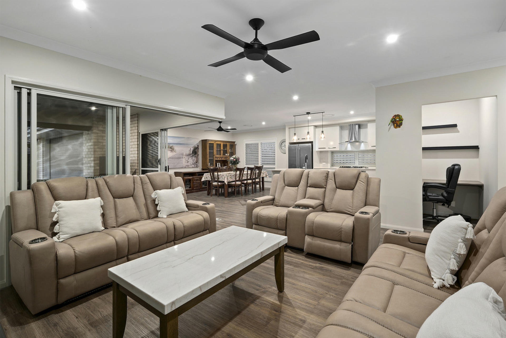 37 Vineyard Drive — photo 7 of 28