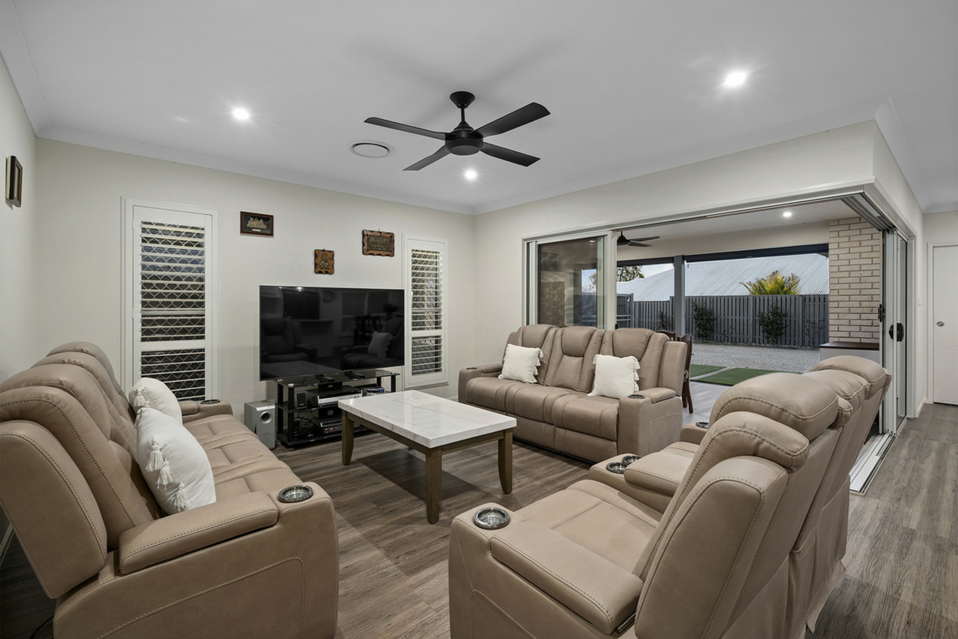 37 Vineyard Drive — photo 8 of 28
