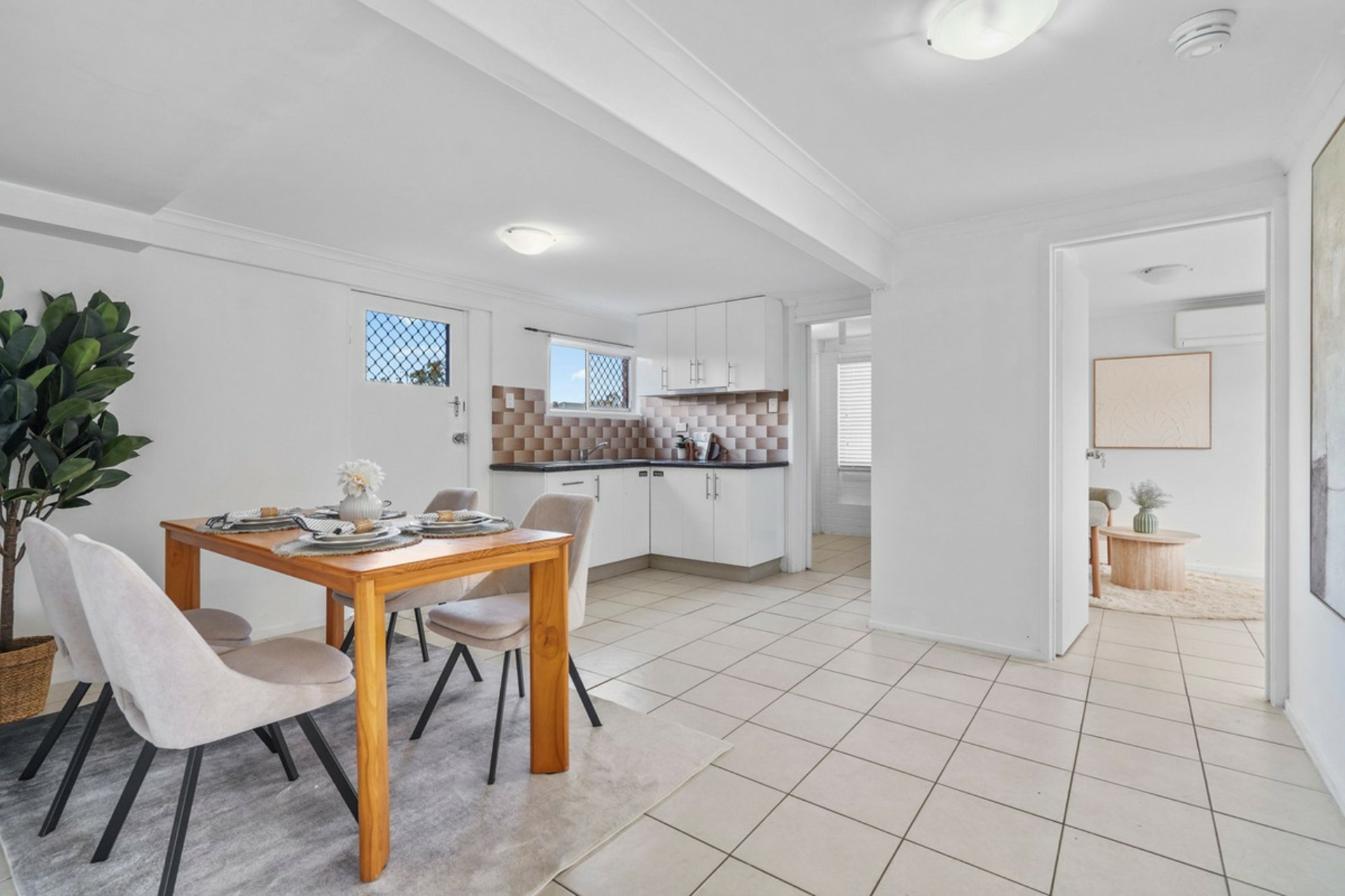 33 Meckiff Street — photo 8 of 23