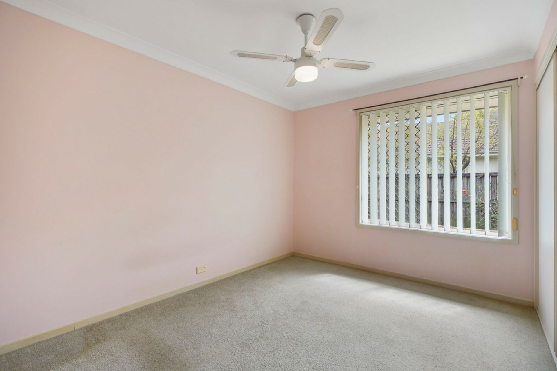 7 Parklane Close — photo 13 of 21