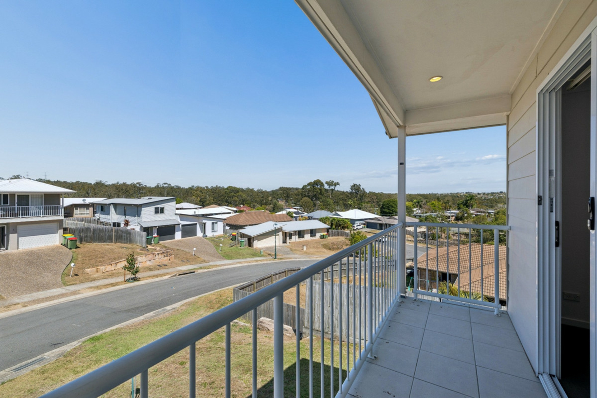 6 Hoffmann Way — photo 10 of 26