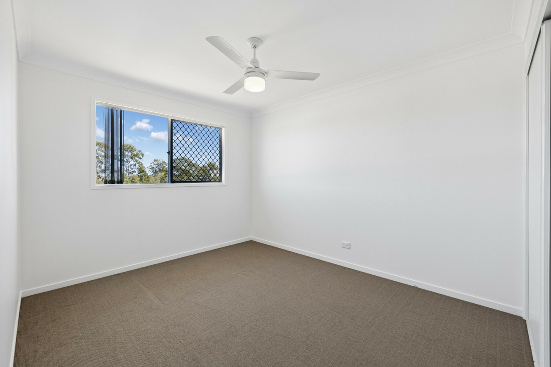 6 Hoffmann Way — photo 13 of 26