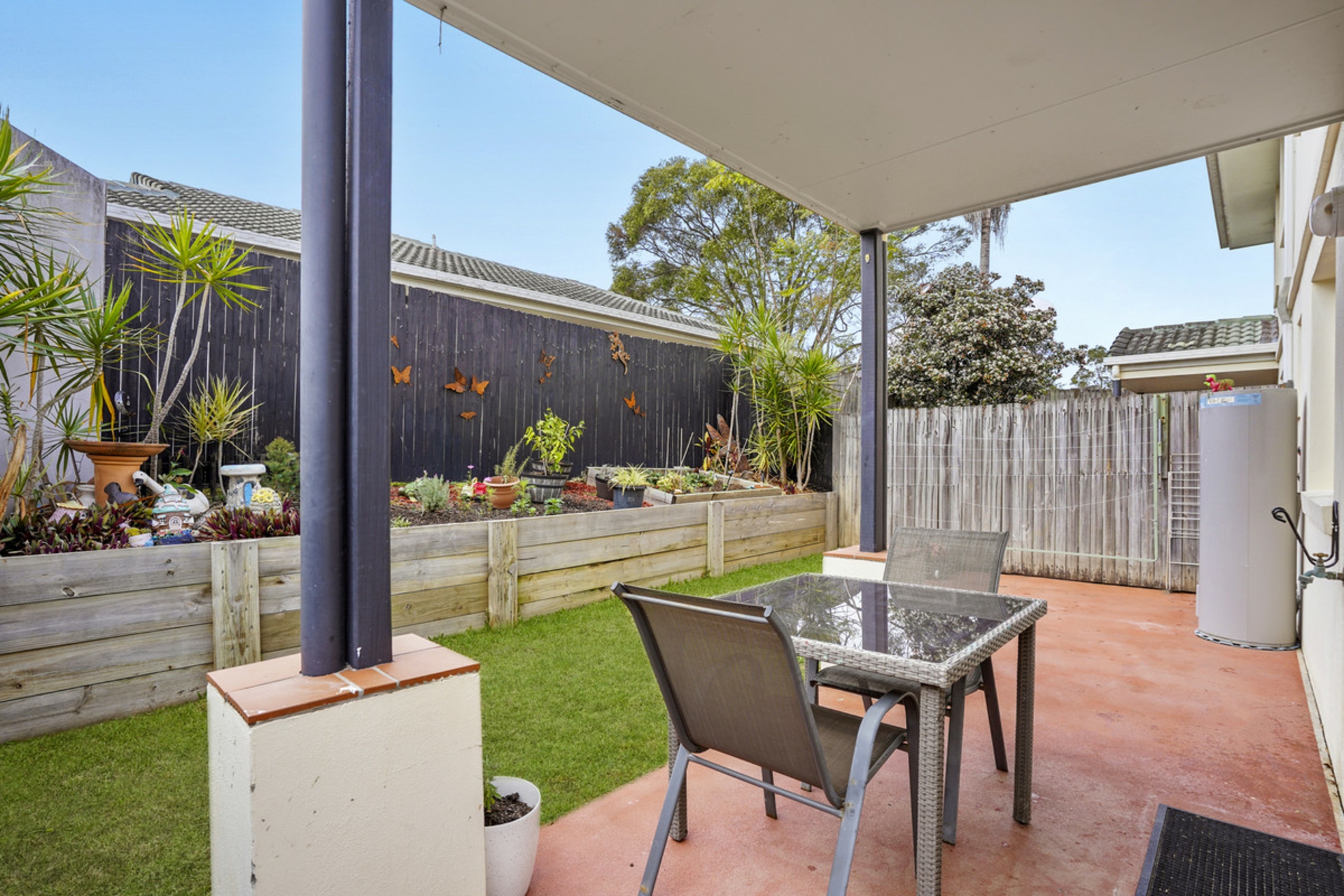 3/8 Gemview Street — photo 10 of 23