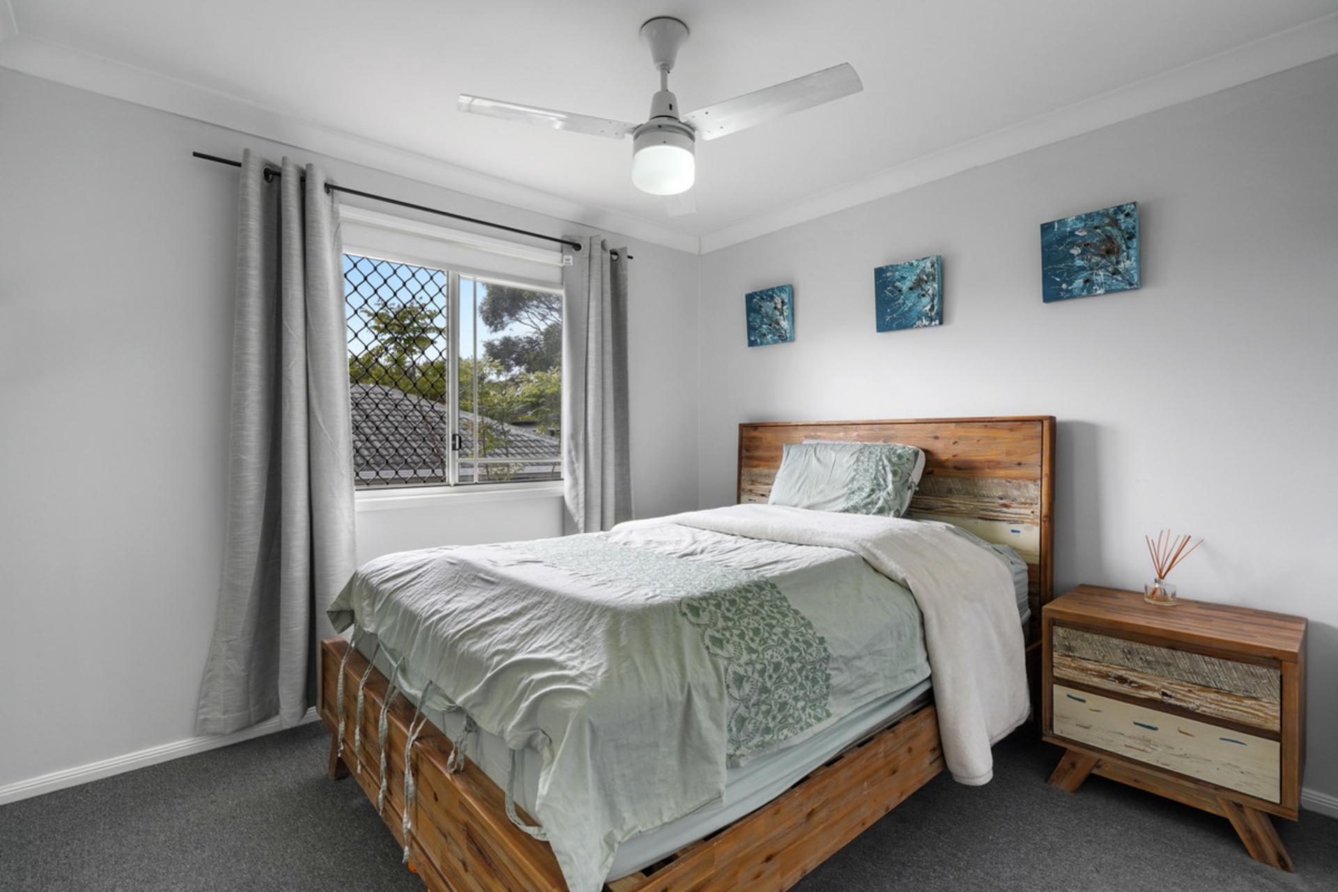 3/8 Gemview Street — photo 15 of 23