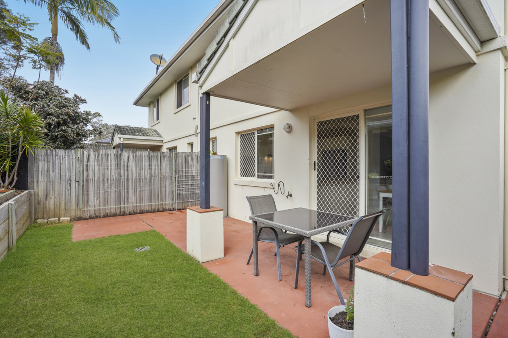 3/8 Gemview Street — photo 17 of 23