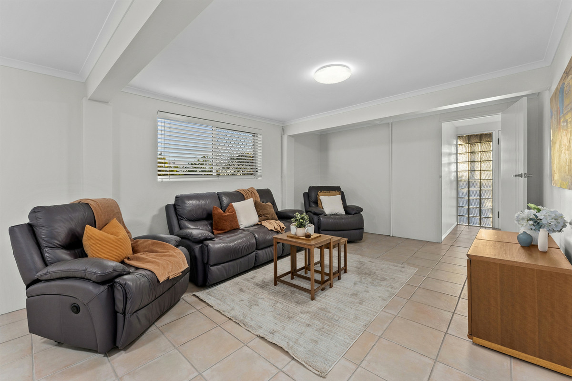 5 Pareena Crescent — photo 19 of 27