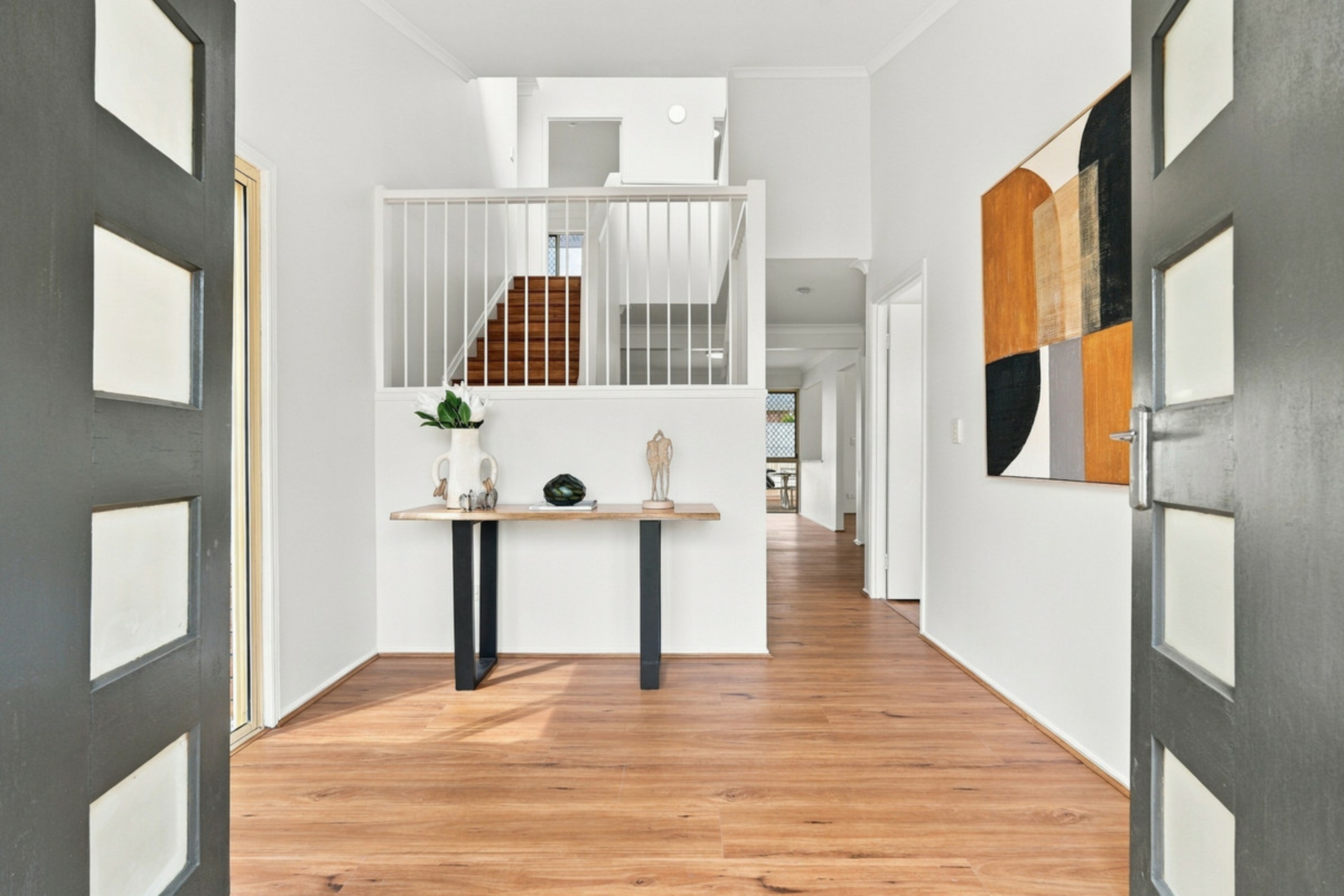 3 Escaut Close — photo 2 of 30