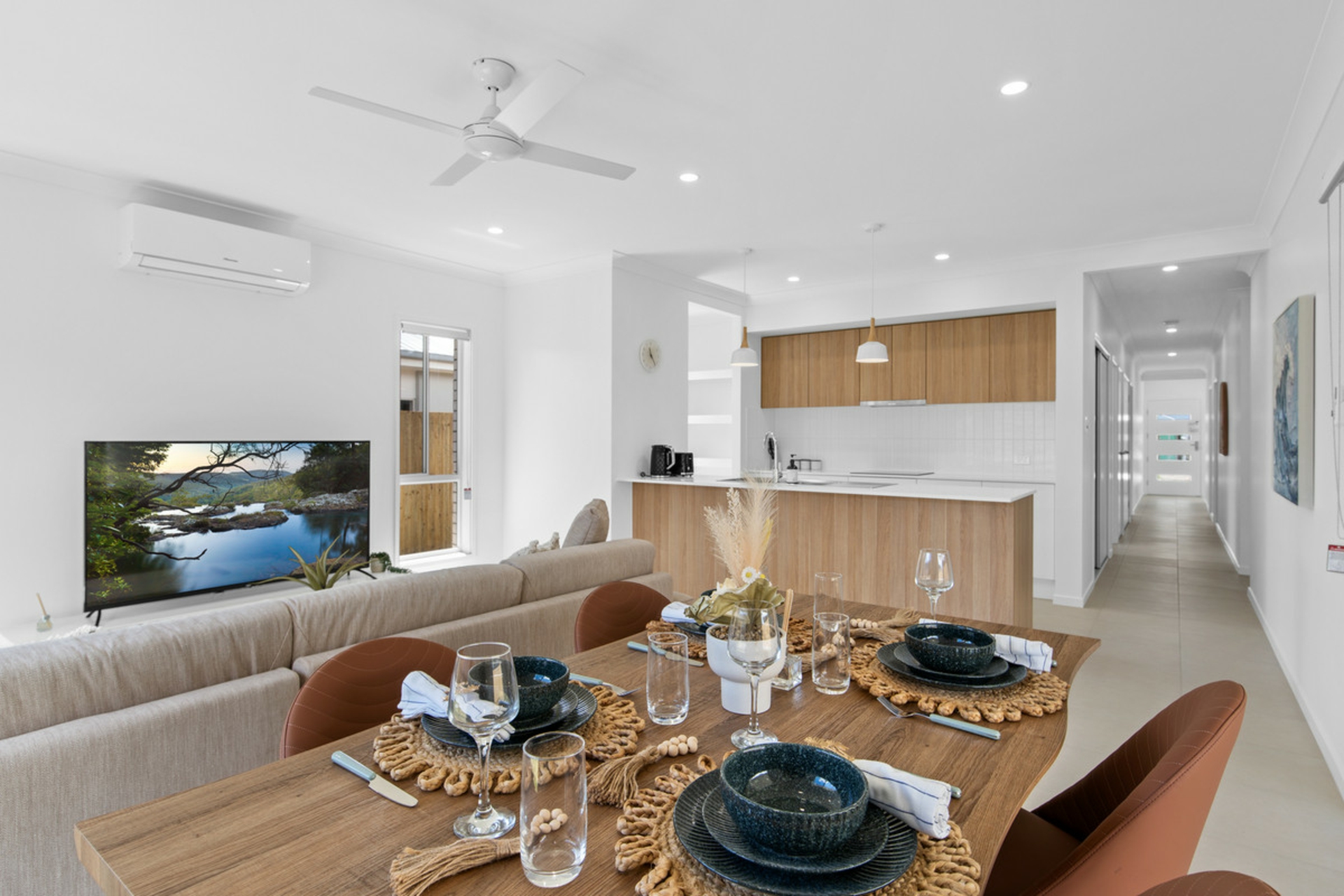 13 Fairview Street — photo 4 of 24