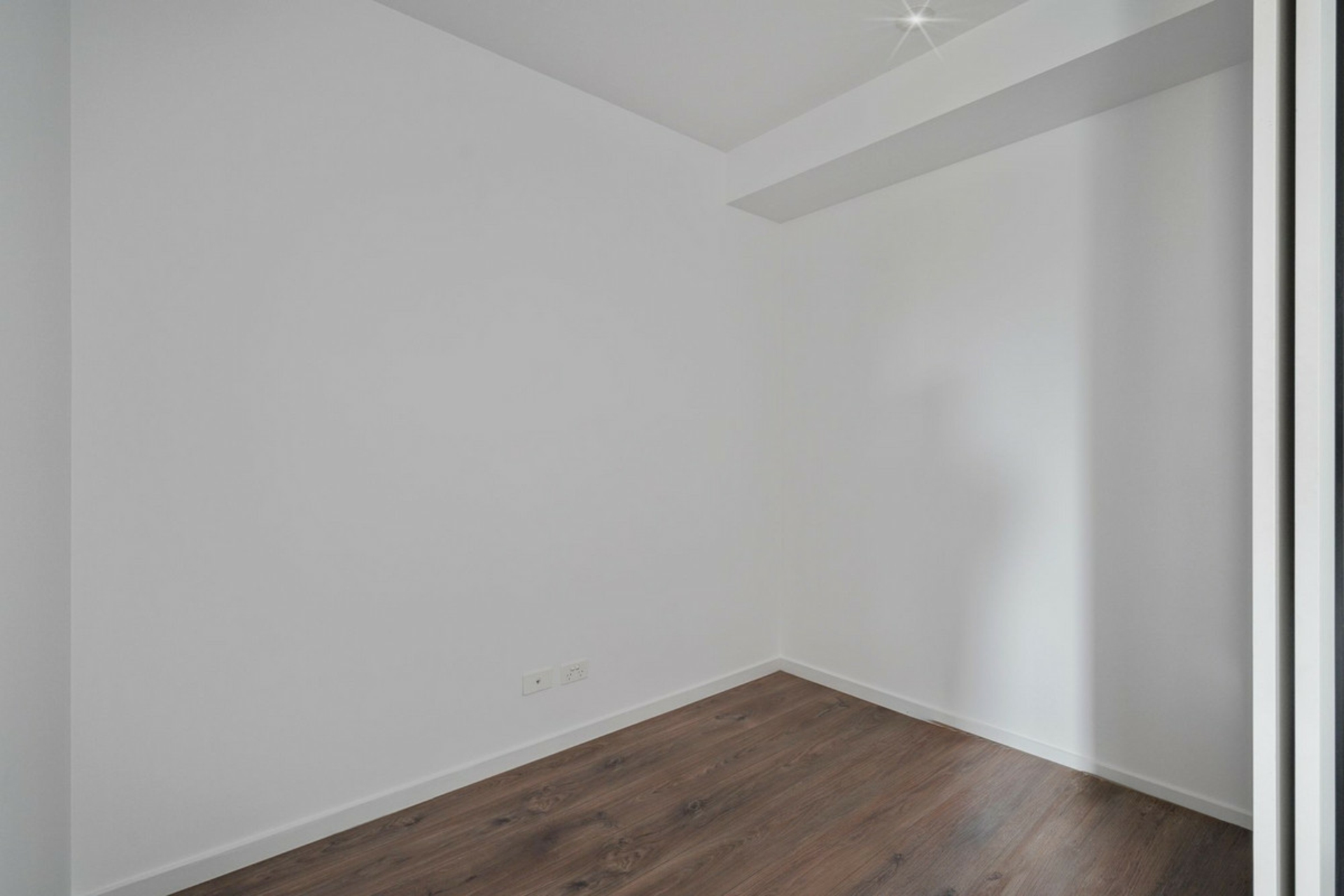 13/12 Sanders Street — photo 15 of 25
